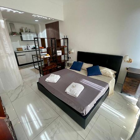 Laura'S Rooms Rome Bagian luar foto