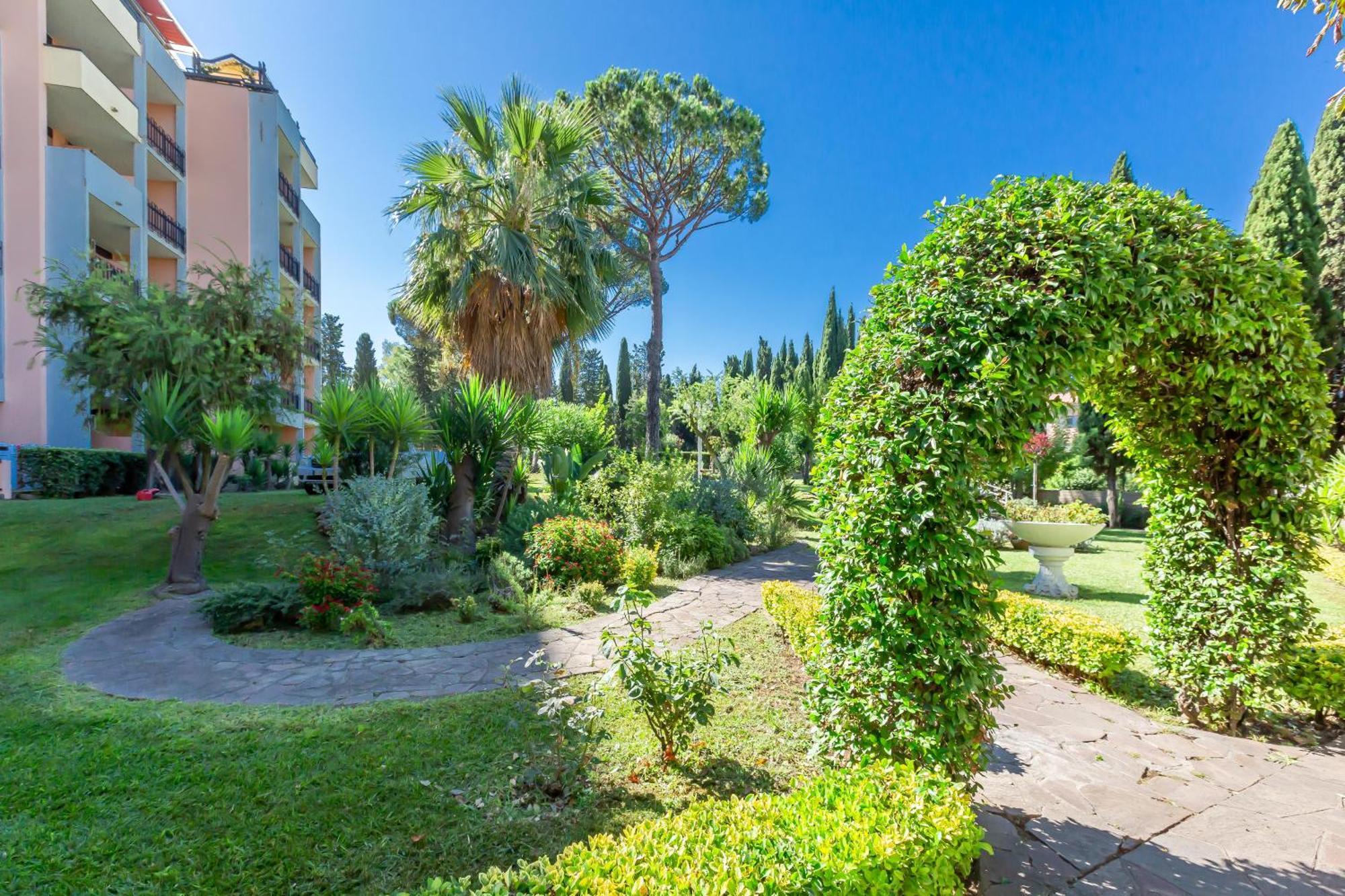 Laura'S Rooms Rome Bagian luar foto